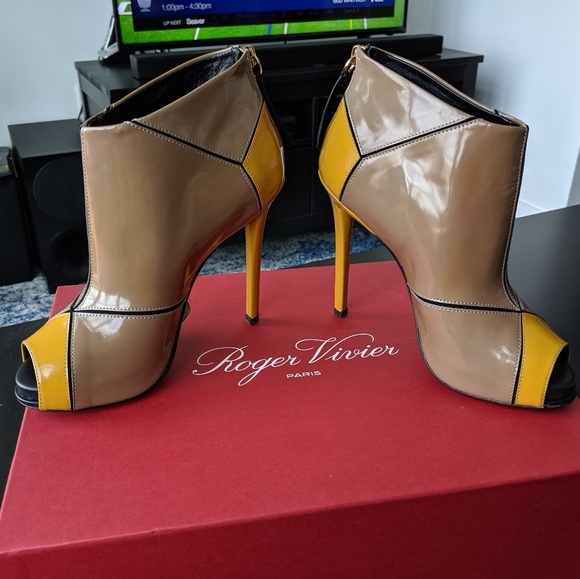Roger Vivier Booties - Size 6.5 - Picture 3 of 3